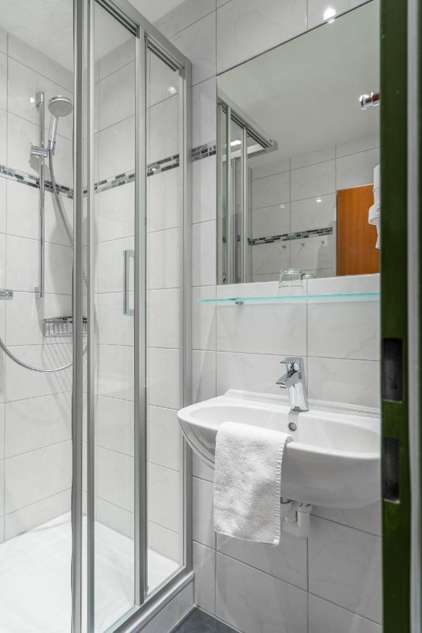 Bsw Hotel Hubertus-Park Шёнау-ам-Кёнигсзе Экстерьер фото