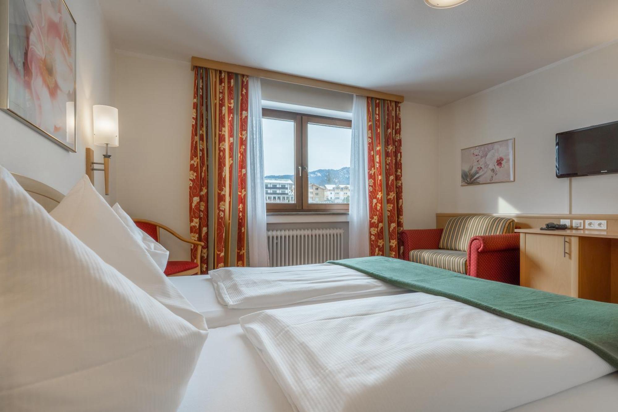 Bsw Hotel Hubertus-Park Шёнау-ам-Кёнигсзе Экстерьер фото
